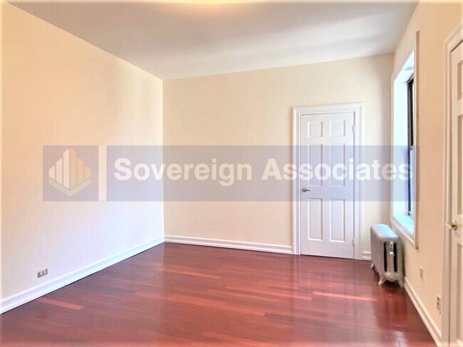Foto del edificio - 280 Fort Washington Ave