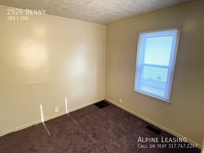 Building Photo - 2926 Denny-