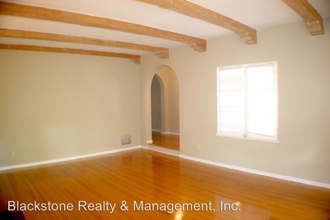 Building Photo - 1127 S Stanley Ave