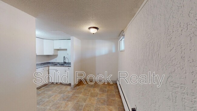 Foto del edificio - 1411 S Corona Ave