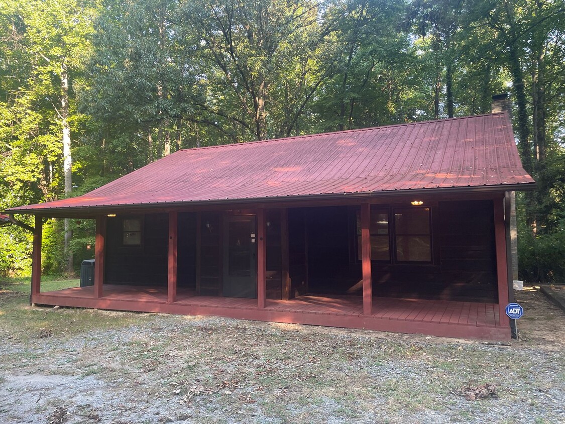 Foto principal - Secluded 1 Bedroom Cabin in Belmont!