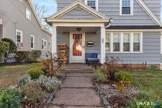 Building Photo - 171 Waite St