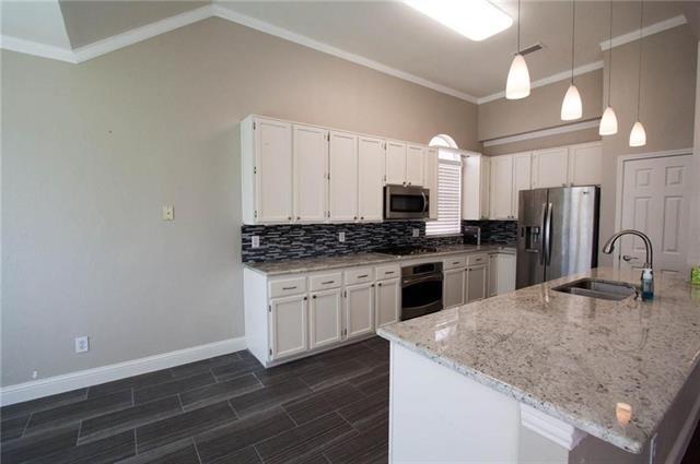 Foto del edificio - 2201 Starleaf Pl