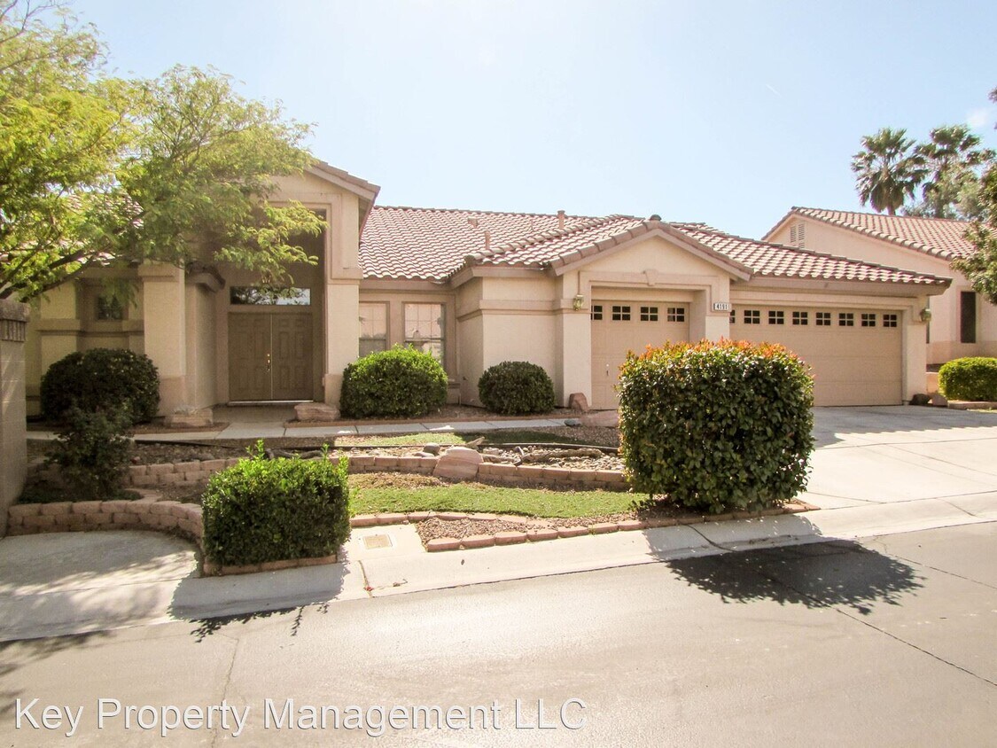 Primary Photo - 4 br, 2.5 bath House - 4191 Skywalker Ave