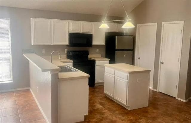 Foto del edificio - 10216 Tustin Terrace