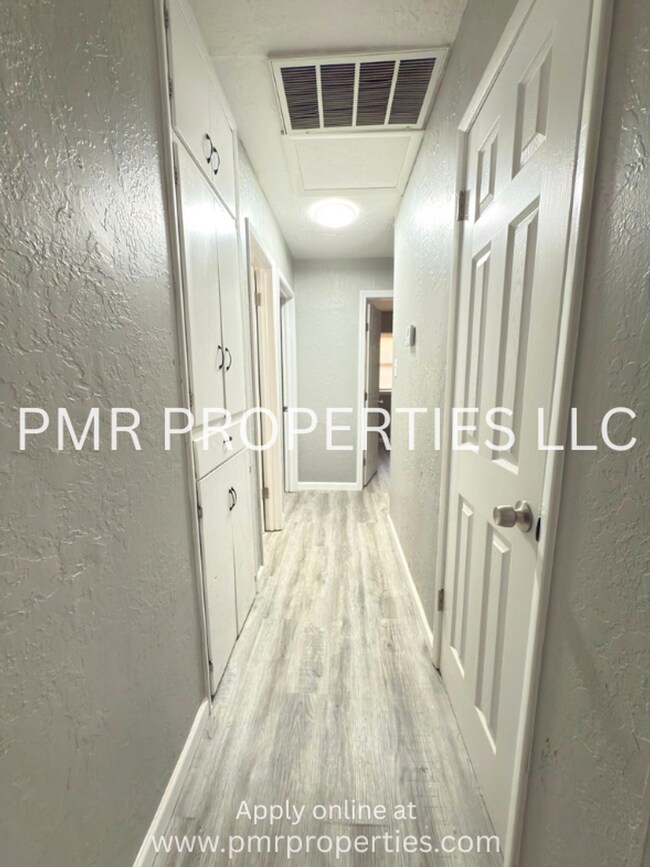 Foto del edificio - 4 Bedrooms/2 Bathrooms House