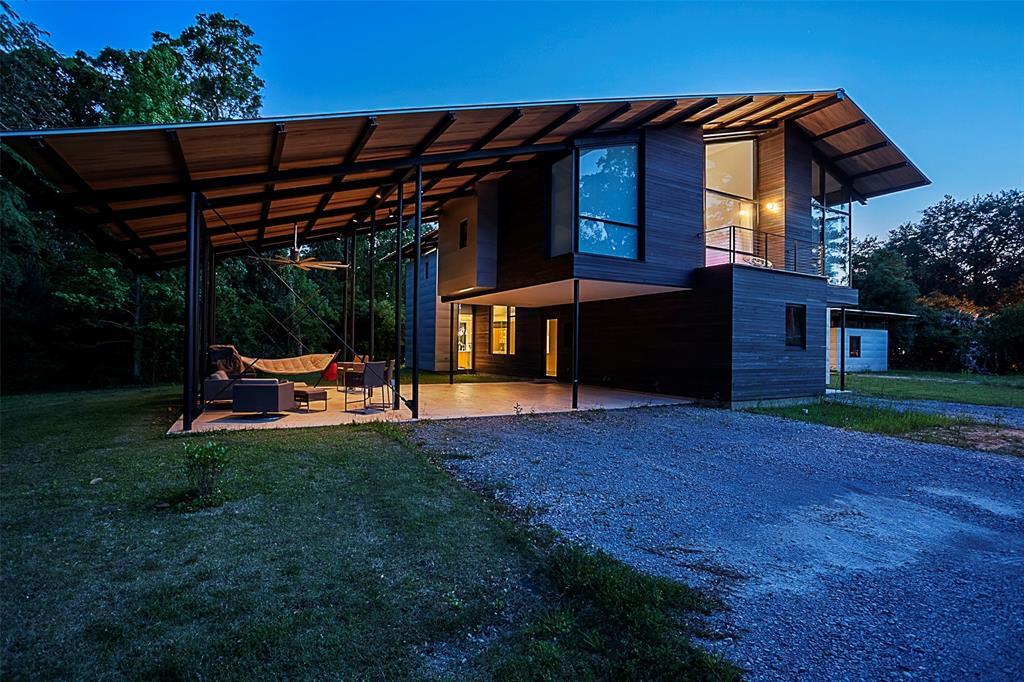 Foto principal - 1001 W Lucas Dr