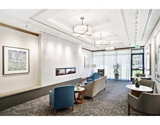 Building Photo - 6 Whittier Pl