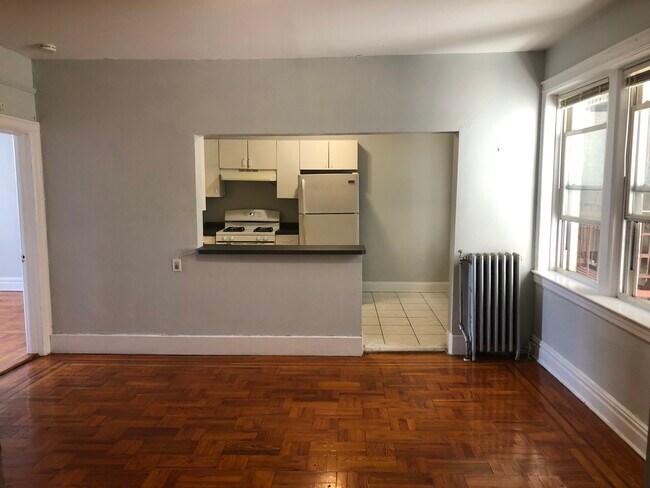 Foto del edificio - 5915 Boulevard E