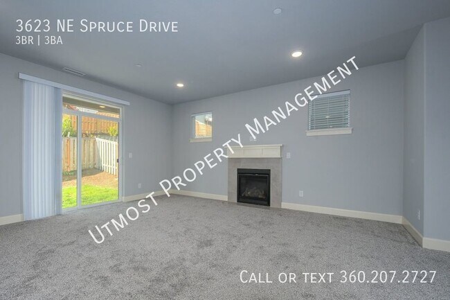 Building Photo - Three Bedroom - Newer Construction Holt Ho...
