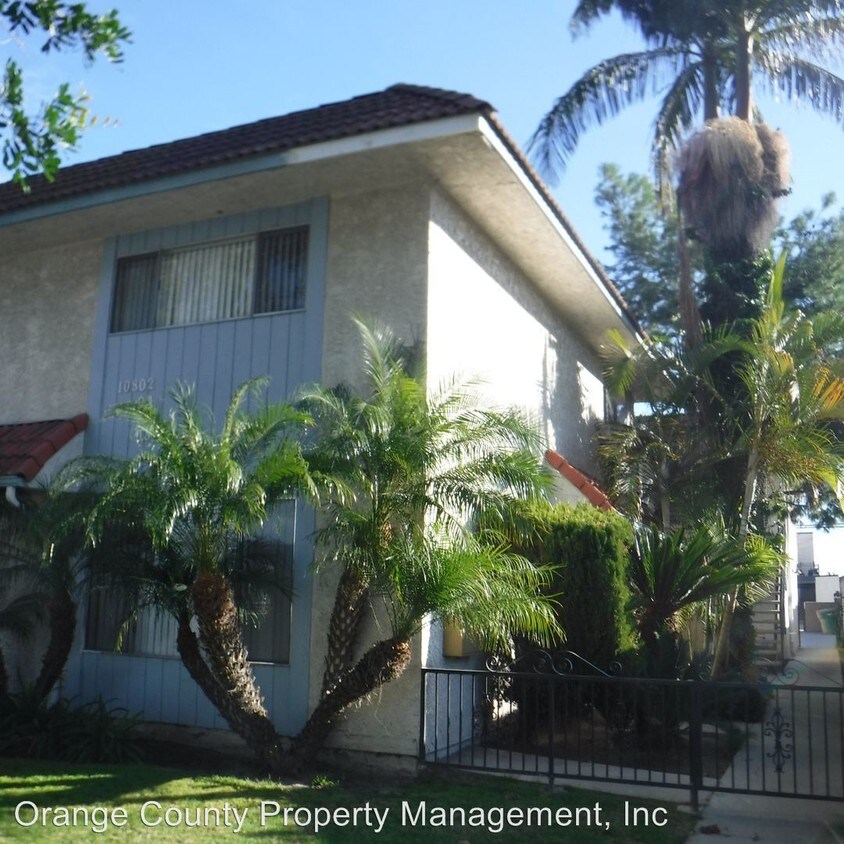 10802 Oak St, Los Alamitos, CA 90720 Room for Rent in Los Alamitos