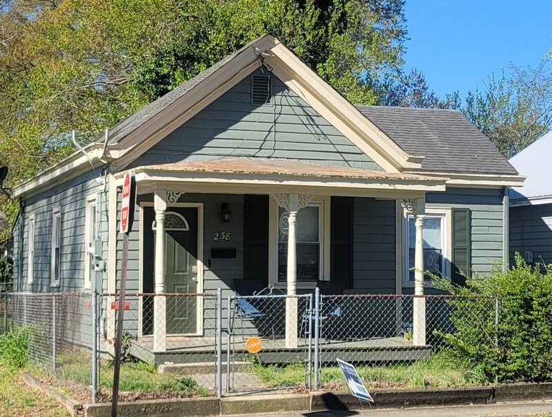 Building Photo - 238 E 36th St