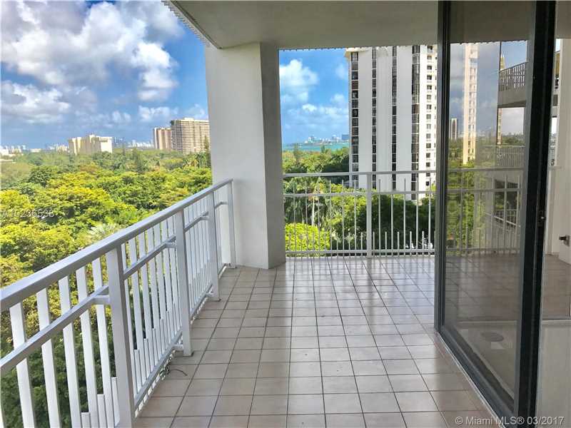 Primary Photo - 2000 Towerside Terrace