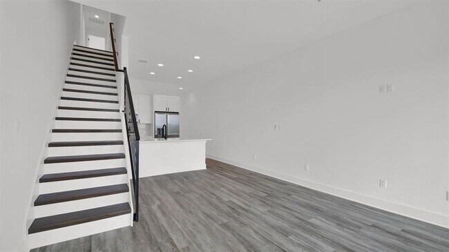 Building Photo - 21200 Portsmouth Cove