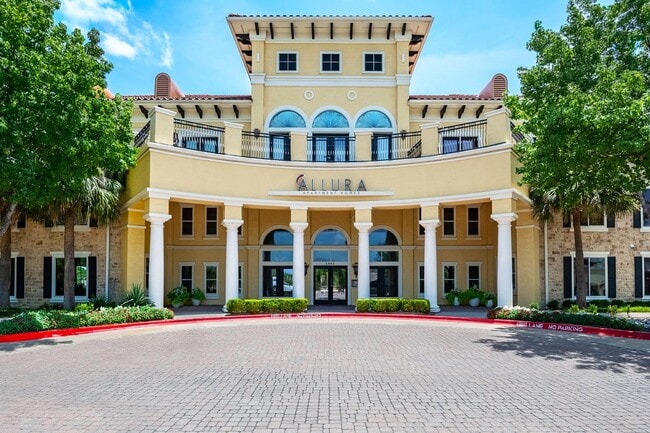 Building Photo - Allura Las Colinas