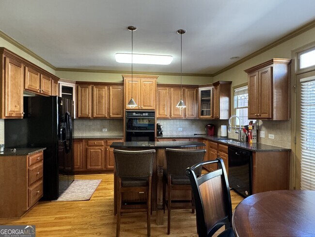 Building Photo - 7551 Grand Reunion Dr