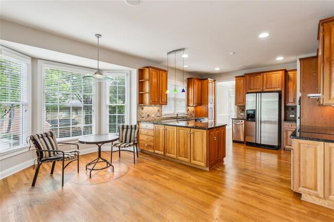 Building Photo - 3504 Ivy Manor Rd SE