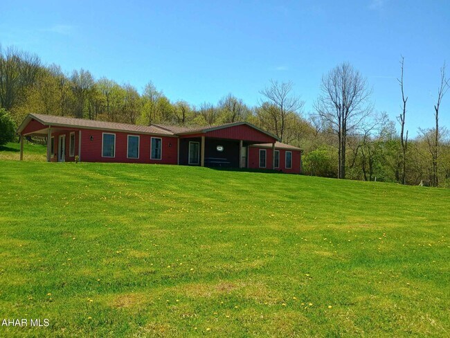 Foto del edificio - 377 Eger Rd