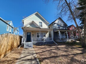 Building Photo - 634 E Willamette Ave