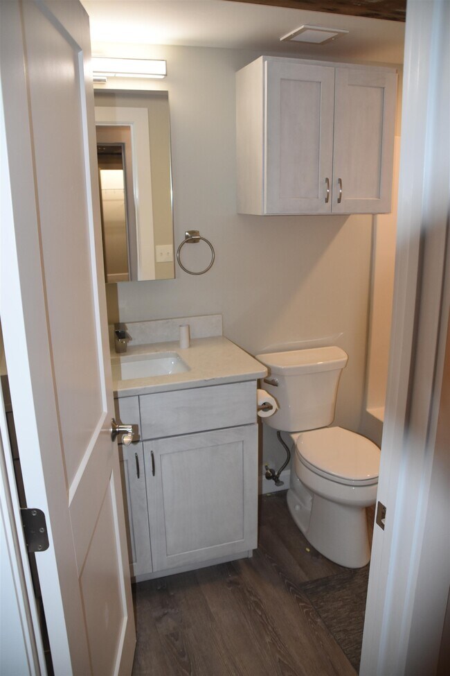 Foto del edificio - 4 Bay Rd