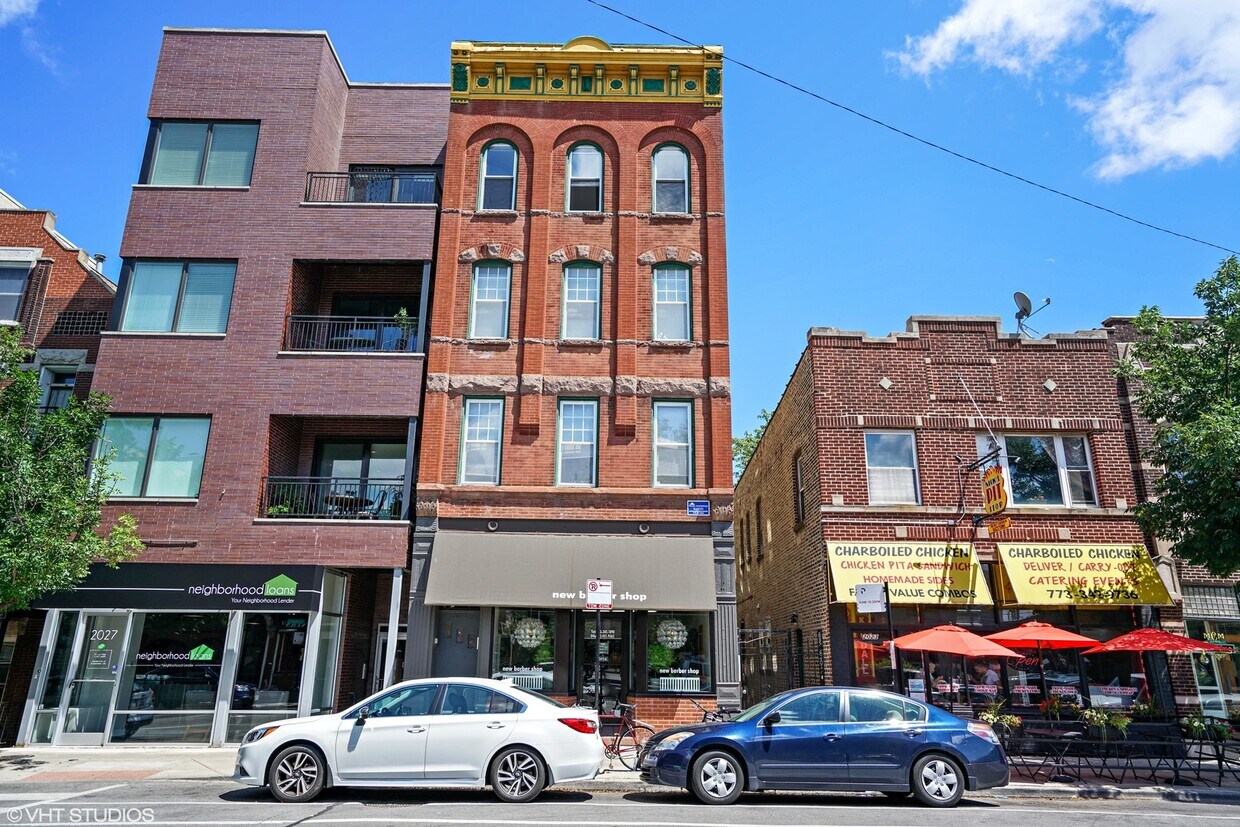 Primary Photo - 2025 N Damen Ave