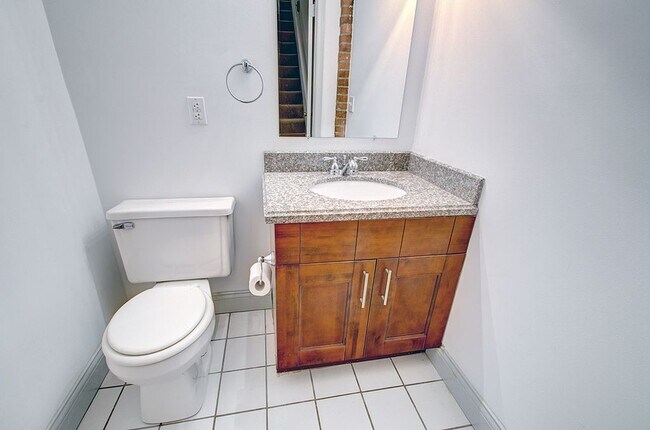 Foto del edificio - 473 East Beck Street