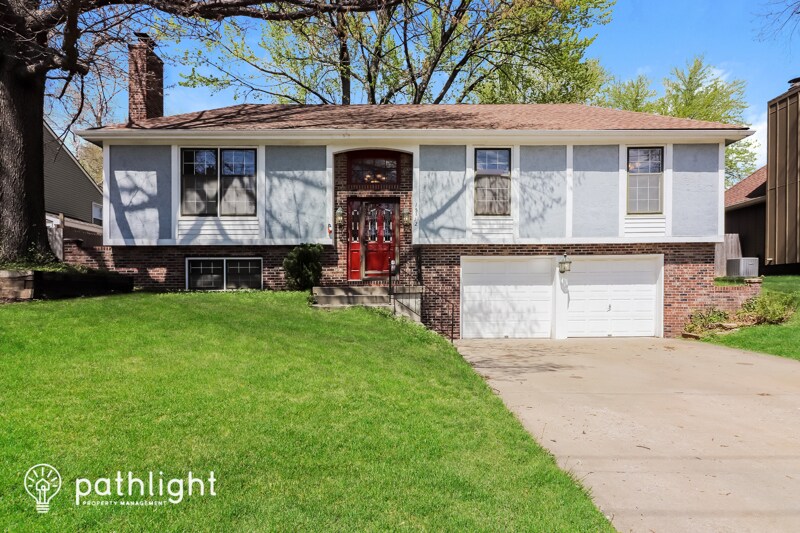 Primary Photo - 15112 W 83rd St