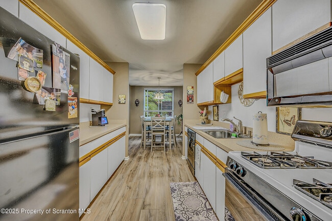 Foto del edificio - 1504 Summit Pointe