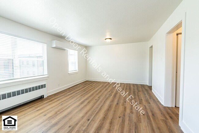 Foto del edificio - 1823 Griswold Dr