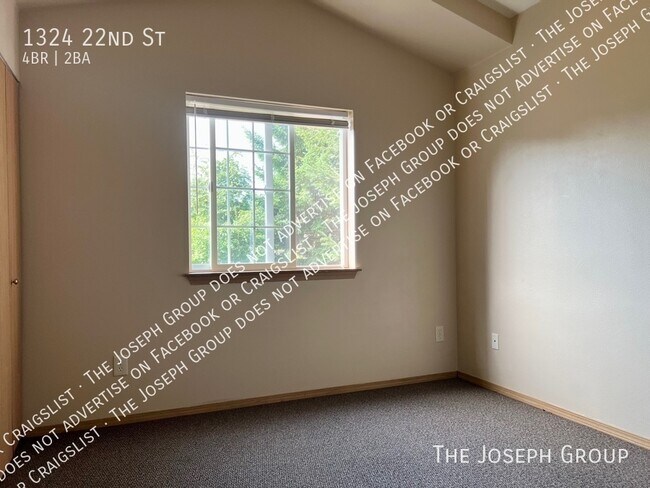 Foto del edificio - 1324 22nd St