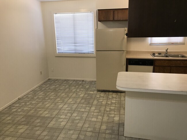 Foto del edificio - Tempe 3 Bed, 2 Bath Single Story in Cul de...