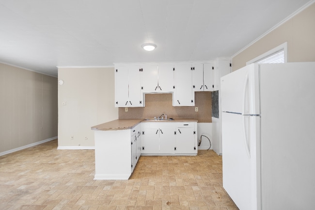 Building Photo - 206 Parmley Dr