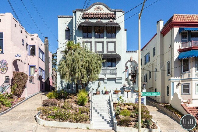 Foto del edificio - 436 Sunny Slope Ave