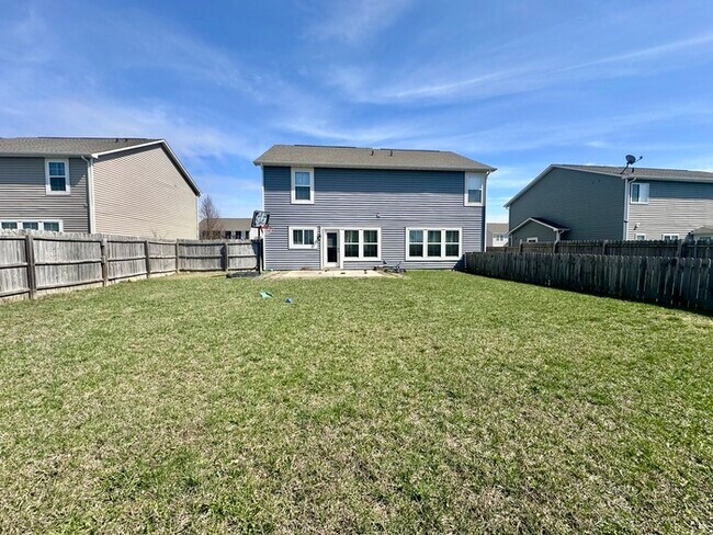 Foto del edificio - 2664 Solidago Dr