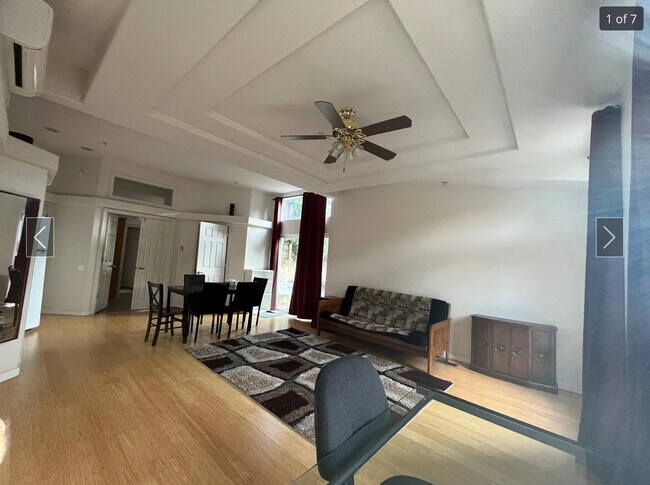 Foto del edificio - 3530 Deer Hill Rd