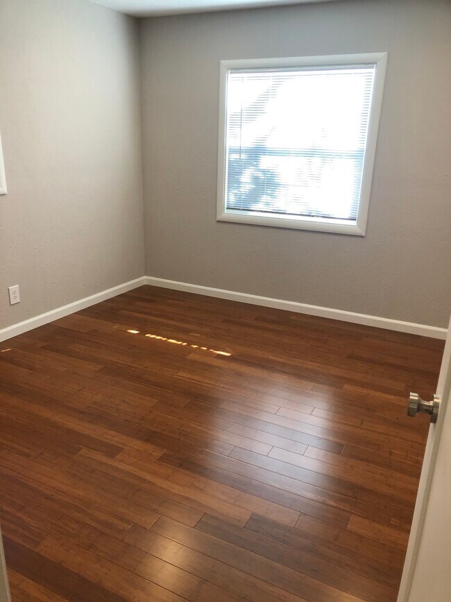 Foto del edificio - 401 15th Ave