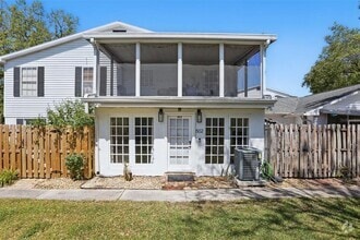 Building Photo - 502 W Par St