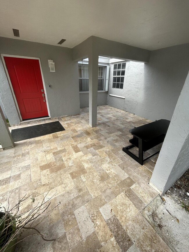 Foto del edificio - 15389 SW 153rd St