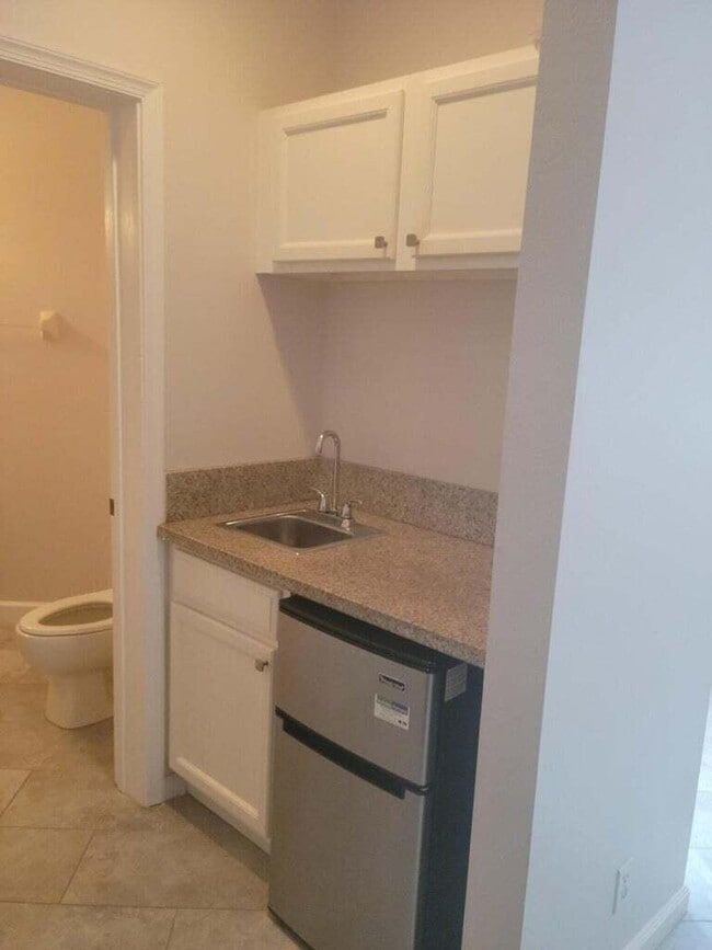 Building Photo - 8033 Carnoustie Pl