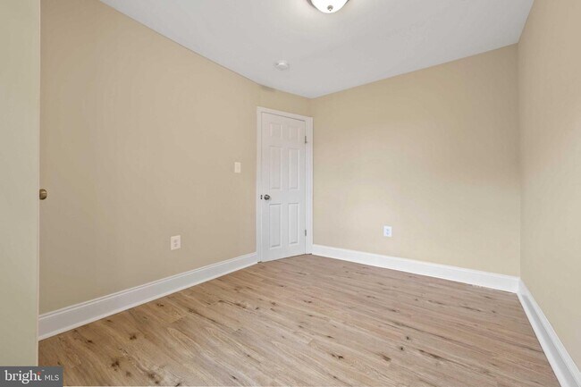 Building Photo - 2814 Quantico Ave