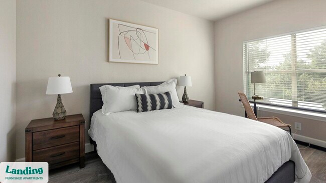 Foto del edificio - 22155 Wildwood Park Rd