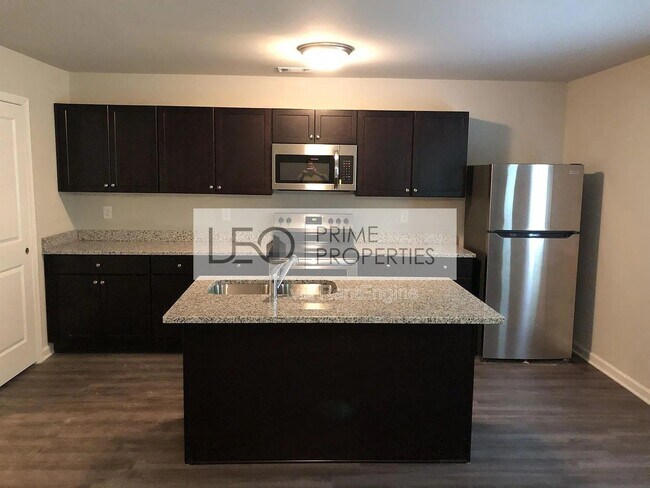 Foto del edificio - 1155 Oak Hollow Ln