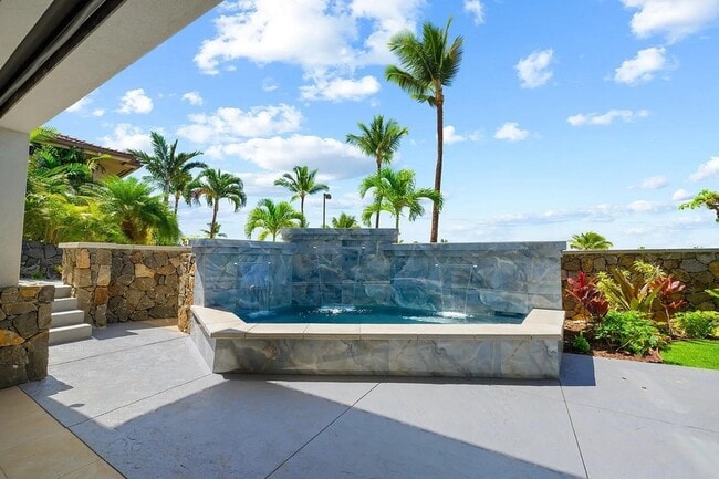 Building Photo - 50 Lewa Lani Pl