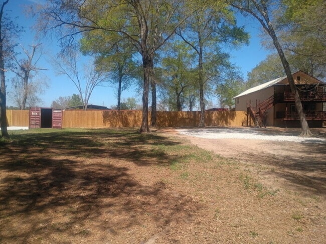 Building Photo - This one has it ALL! Rare with privacy and views! Large shed and truck/boat storage!