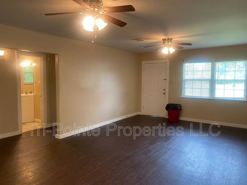 Foto principal - 206 Hemphill St