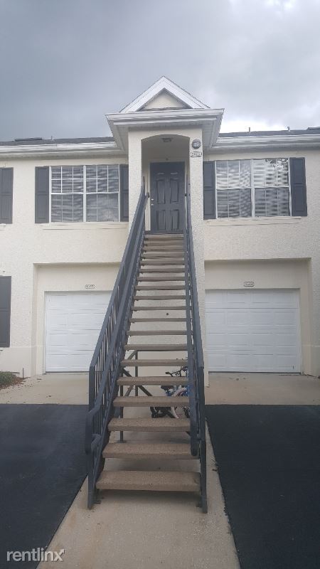 Foto del edificio - 8917 Lee Vista Blvd