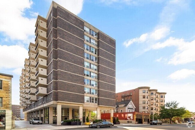 Building Photo - 872 Massachusetts Ave