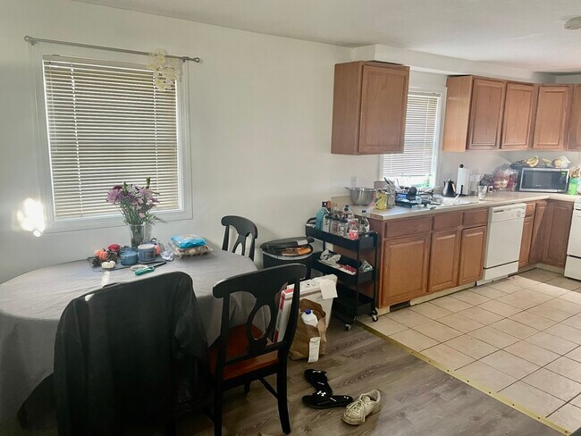 Foto del edificio - 24 Lawn St