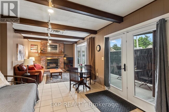 Photo du bâtiment - 11538 Longwoods Rd