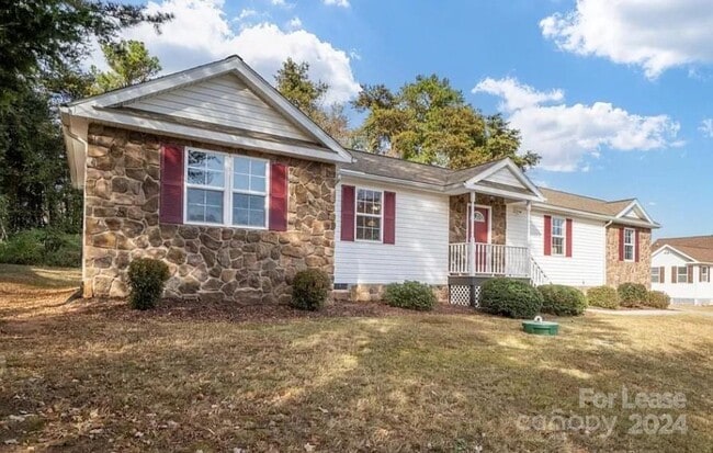 Building Photo - 7479 Katherine Dr